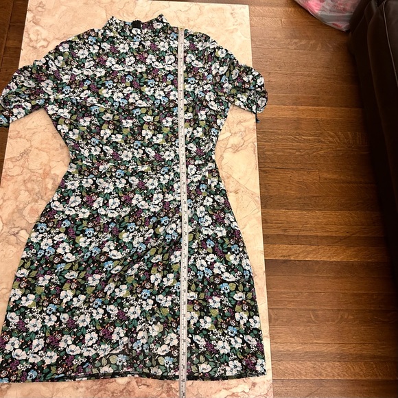 Nasty Gal Size 4 Bloom To Grow Floral Mini Dress Ruched Sleeves Wrap Skirt Green - Picture 13 of 16